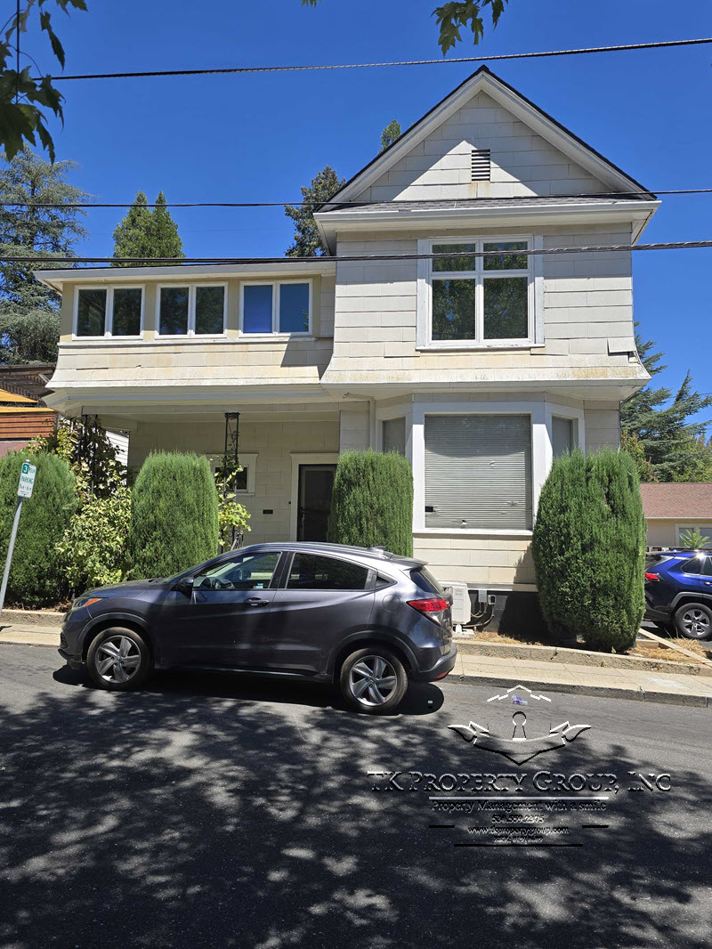 209 North Auburn Street