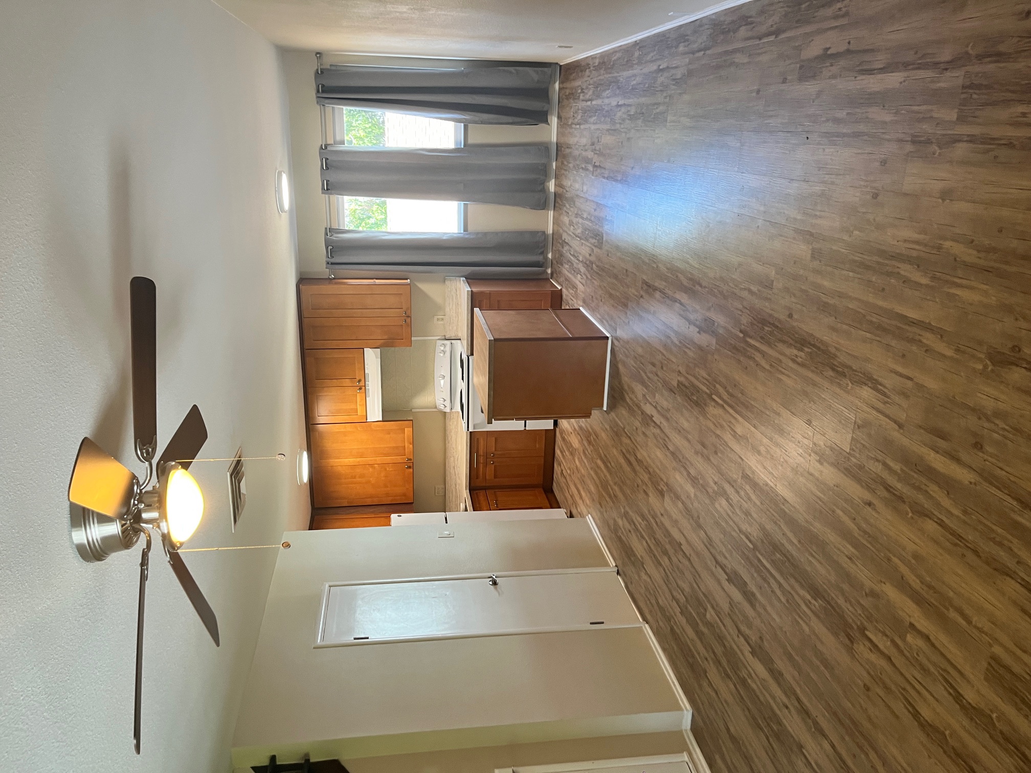 320 Bennett Street, #1